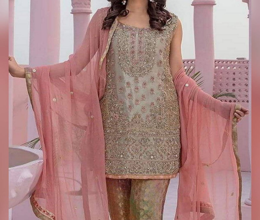 Masoori Dress with Jamawar Trouser &amp; Chiffon Embroidered Dupatta: Buy Online at Best Prices in Pakistan | Daraz.pk